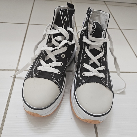 New Women’s ankle Top Canvas Lace Up Sneakers In Black - Brand New - Picture 5 of 8